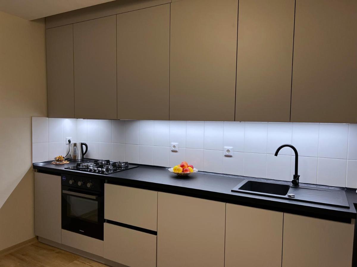 Cozy Apartment In คีชีเนา ภายนอก รูปภาพ