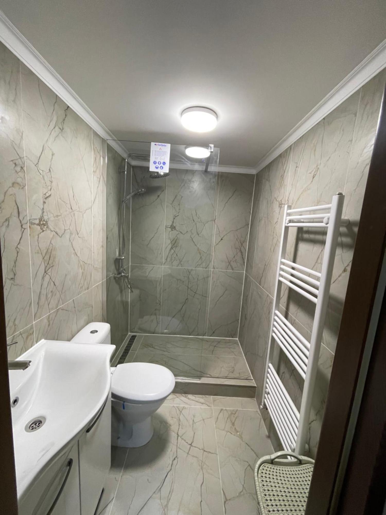 Cozy Apartment In คีชีเนา ภายนอก รูปภาพ